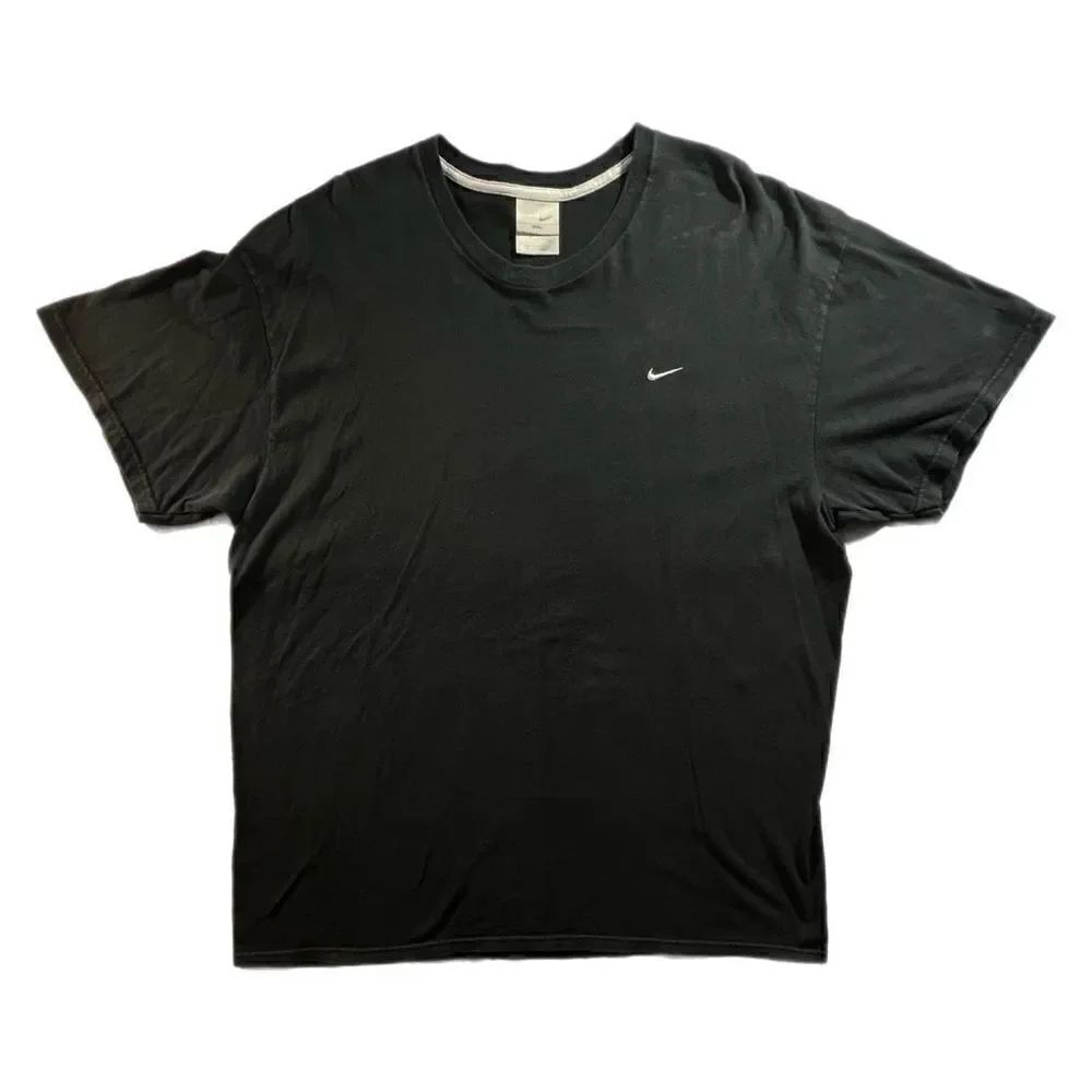 Vintage Y2K Nike Essential Tee
